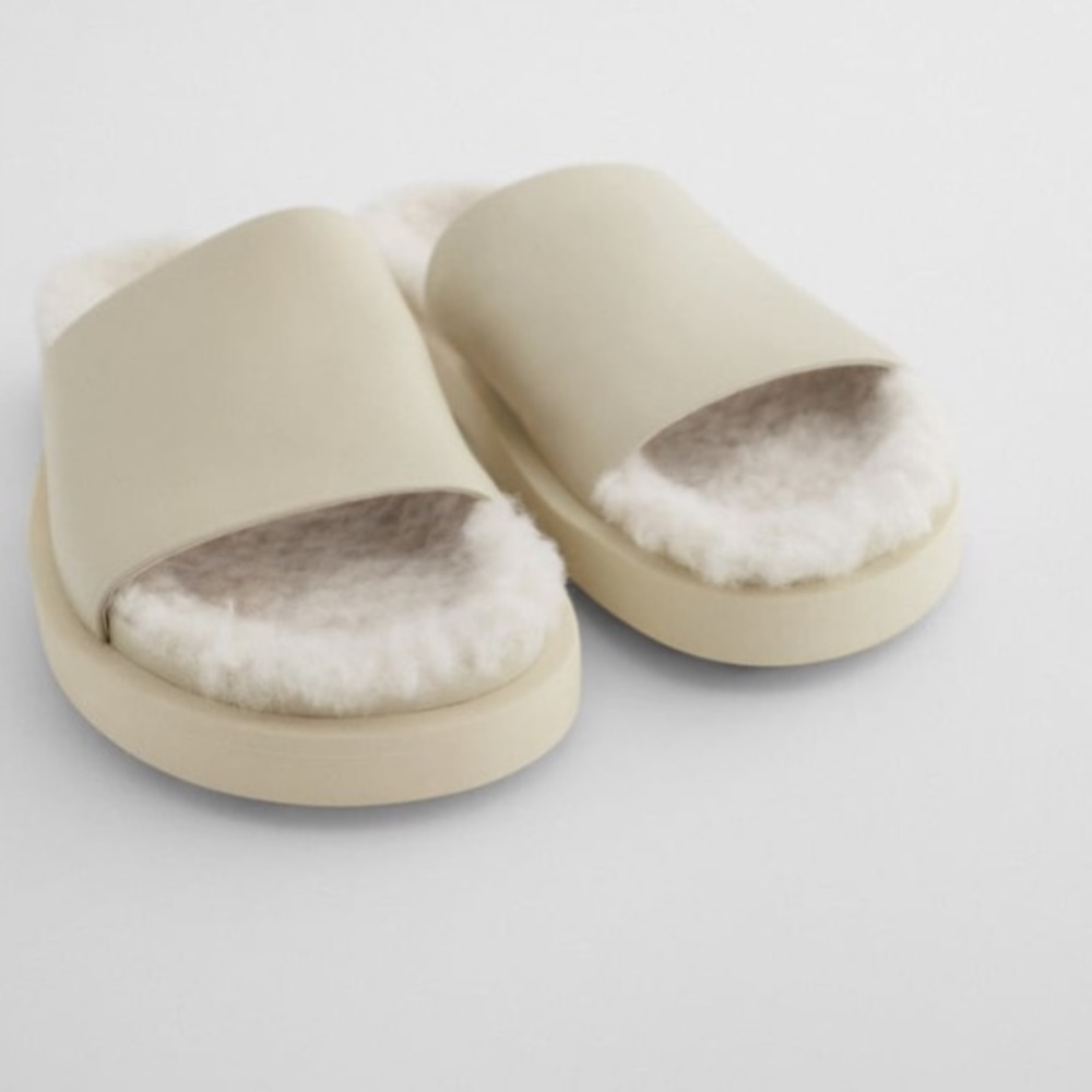 𝗡𝗪𝗧 𝗭𝗮𝗿𝗮 • Leather Flat Sandals Off-White Minimalist Comfort Slides - Picture 12 of 17